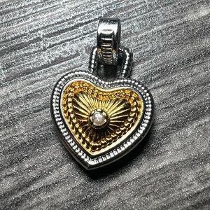 Heart Pendant with small stone in the middle
